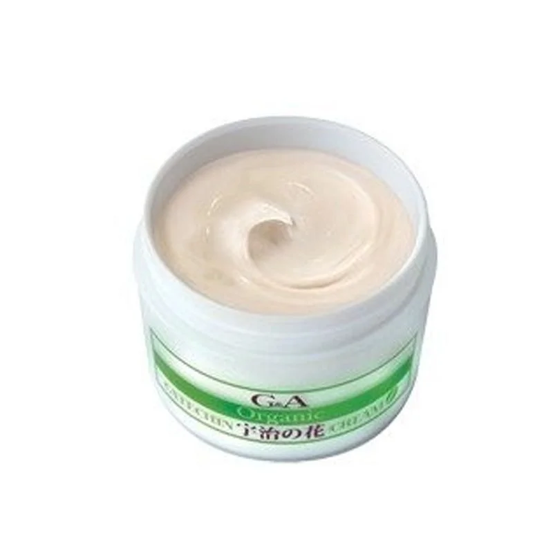 Otwarty słoiczek kremu G&A Uji Organic Catechin Cream 180 g