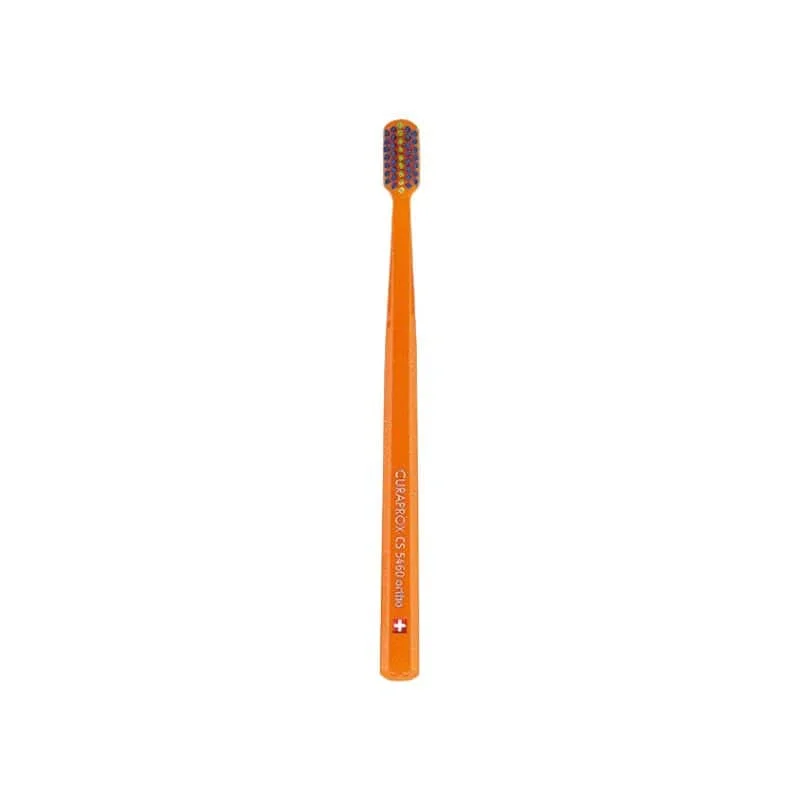 Curaprox CS 5460 Ortho — szczoteczka do aparatu stałego